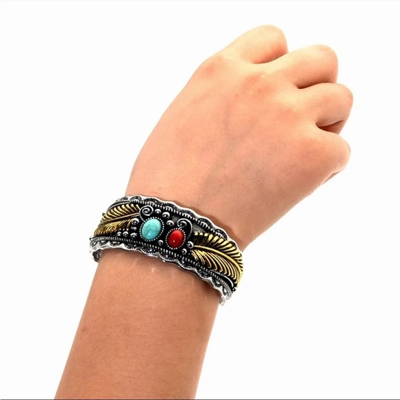 Jewelry - Womens Two Tone Vintage Style Slip on Boho Bracelet with stone accents